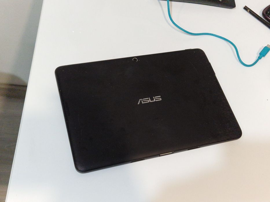 Tableta Asus  de 10 inch