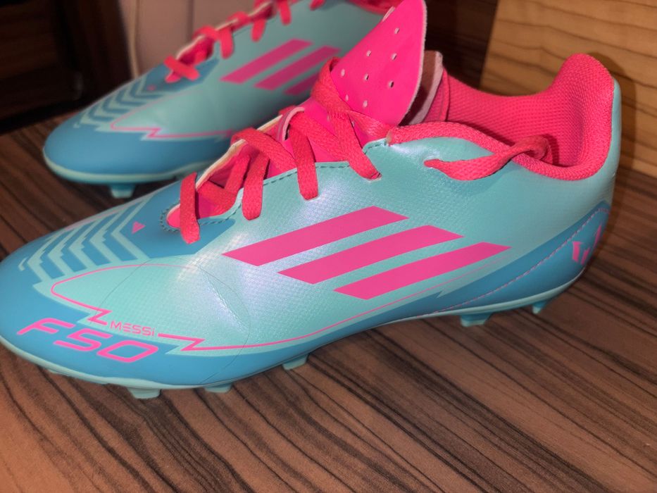 Бутонки Adidas 38