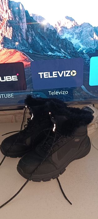 Отдам вещи и обувь на девочку