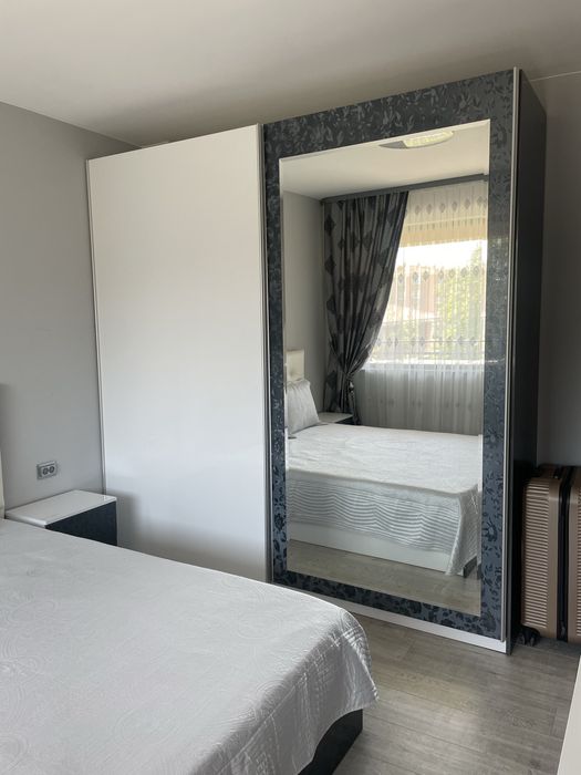 Спалня, гардероб, нощни шкафчета, тоалетка