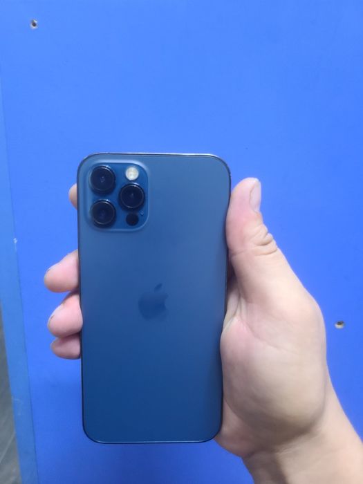 Продам IPhone 12 pro