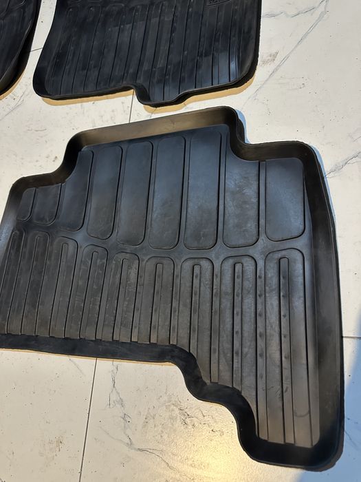 Полики салона на Прадо 150