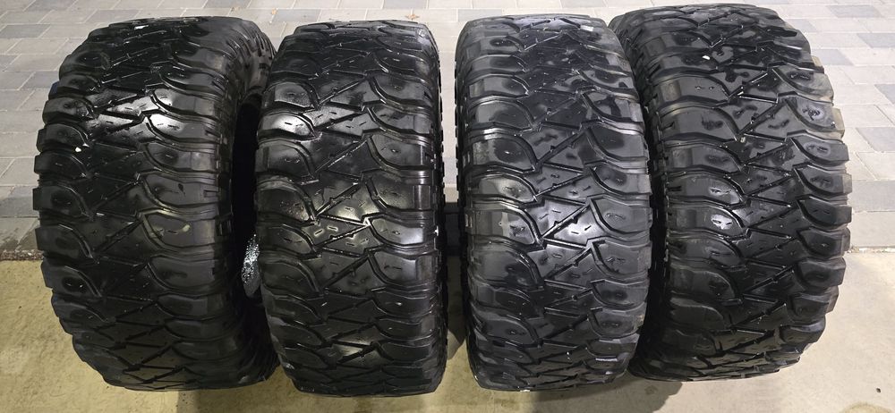 Гуми 33х12.5R17 Mickey Tompson Baja MTZ за кал 17