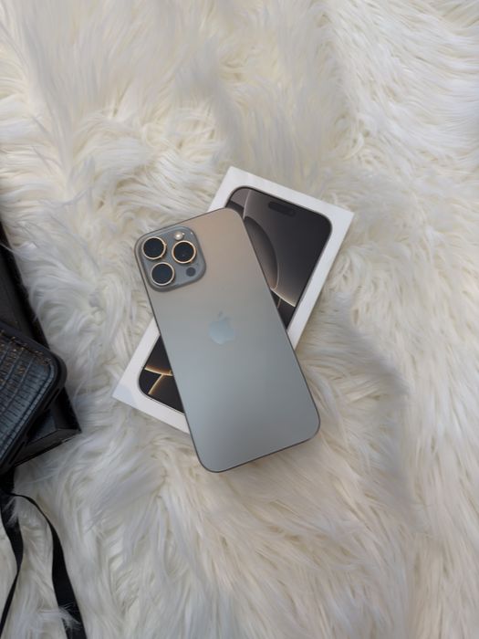 Iphone 16Pro Max ,natural titanium 256GB
