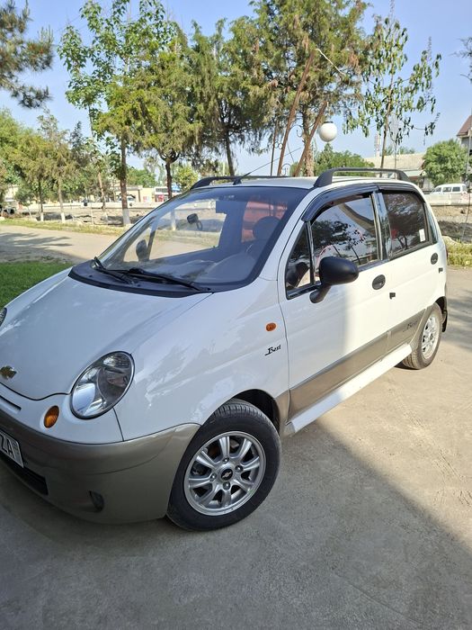 Matiz sotiladi srochno holati yaxshi 2012-yil 416 ming yurgan