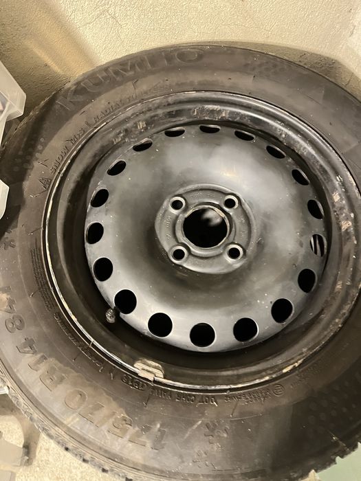 Зимни гуми с/без джанти 175/70/14 Кумхо/Kumho Wintercraft