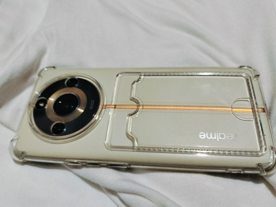 Realme 11pro plus 12/512GB Media Tek Dimensity 7050 protsessor