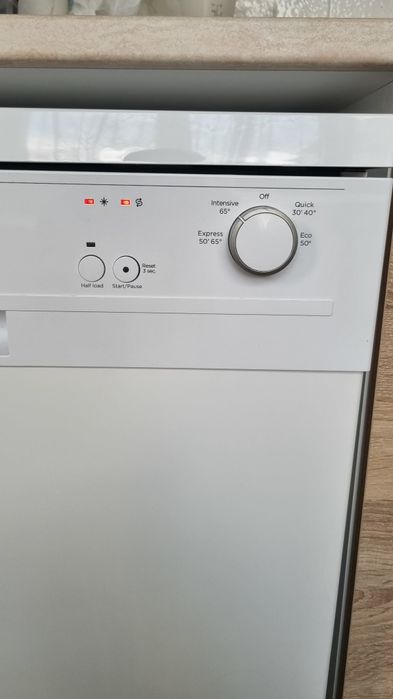 Съдомиялна SHARP