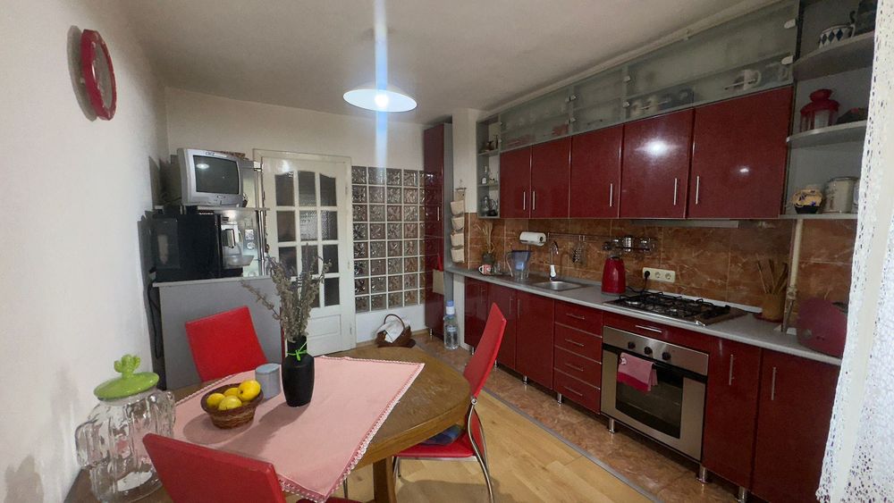 Apartament 3 camere