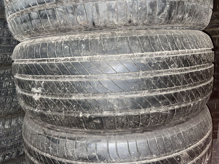 255/45/20 Voyax Free Michelin