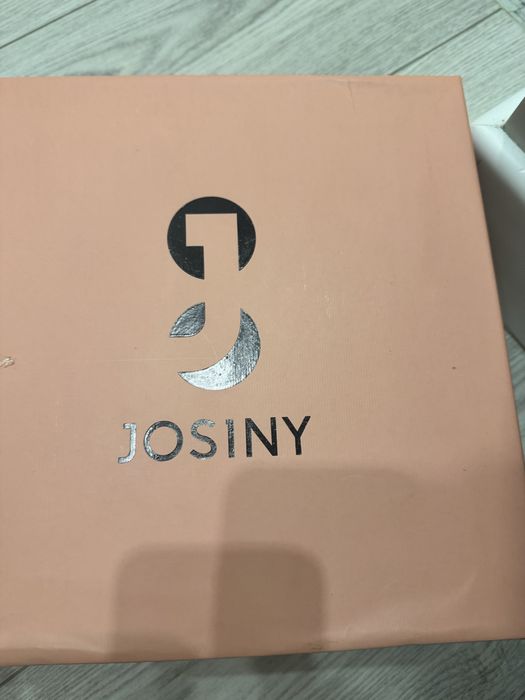 Продам ботильоны из натуральной кожи JOSINY