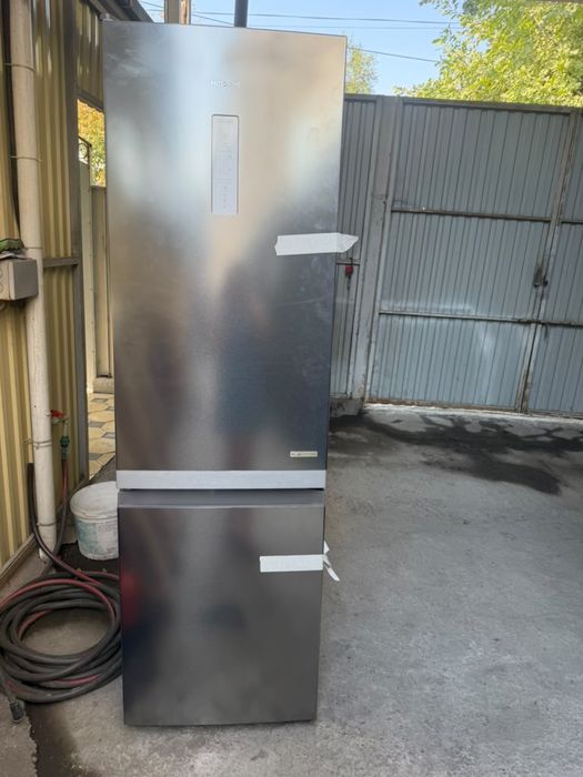 Холодильник Hot Point Ariston