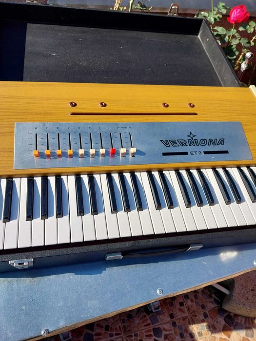 RARITATE ! Sistem Vermona Regent, orga, stativ, conectica, Dynacord