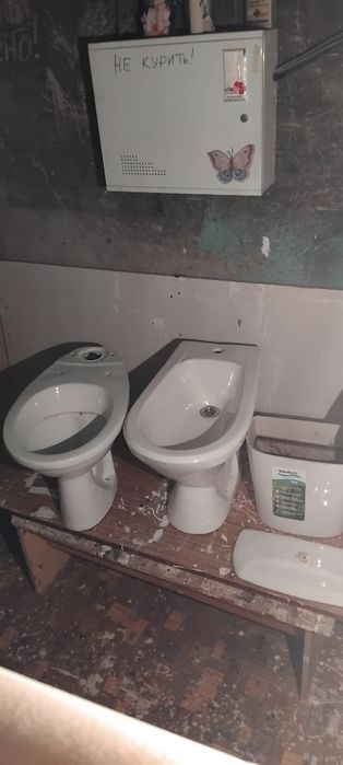 Унитаз строй вар. Раковина,биде пьедестал.