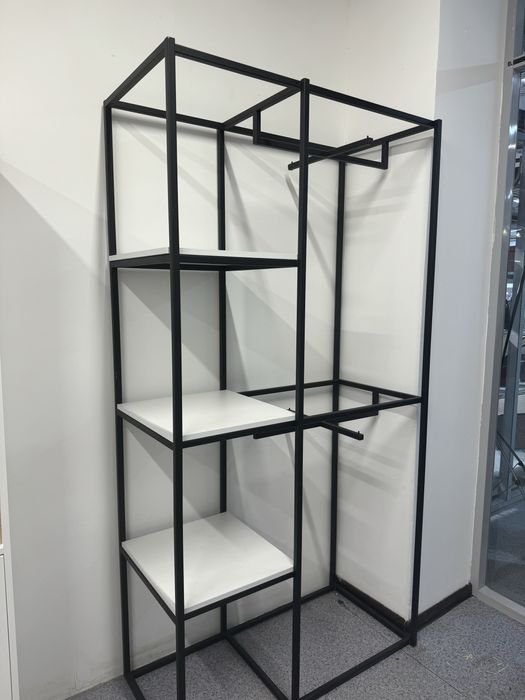 Продается шкаф и шезлонг для одежды