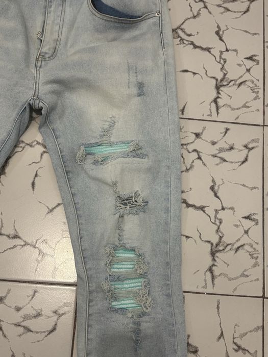 Blugi slim fit ripped