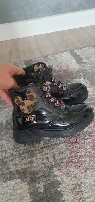 Ghete fetițe Minnie