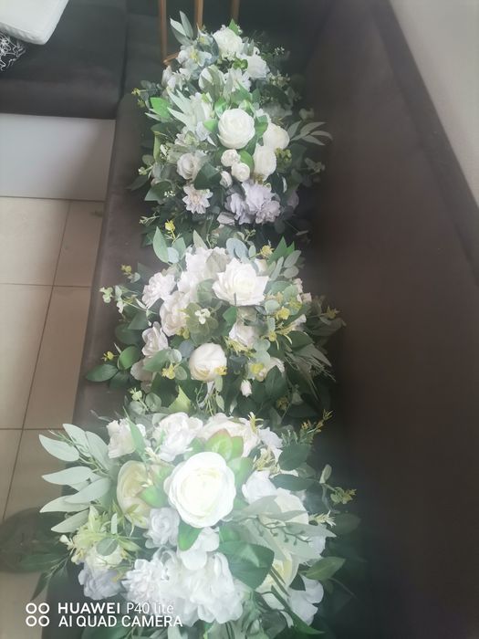 Ghirlande, cristelnita, prezidiu. Decor masă.