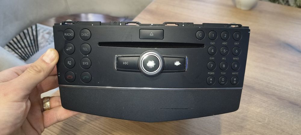 Consola Mercedes c class w204