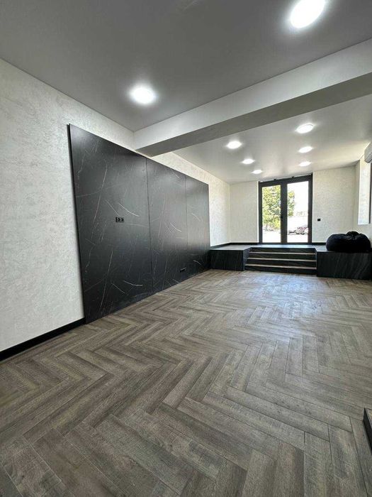 Аренда бизнес-центра в самом центре города — Луначарского 402м2 (N176)