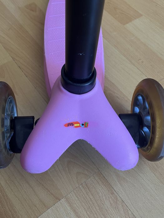 Micro Mini 2Go Deluxe Plus - Тротинетка