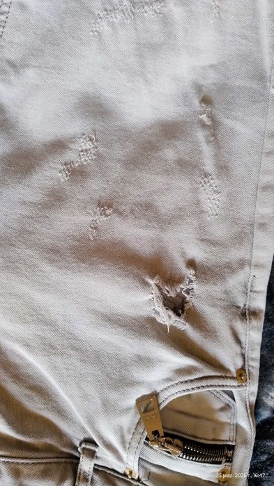 Продавам яки опушени дънки L размер