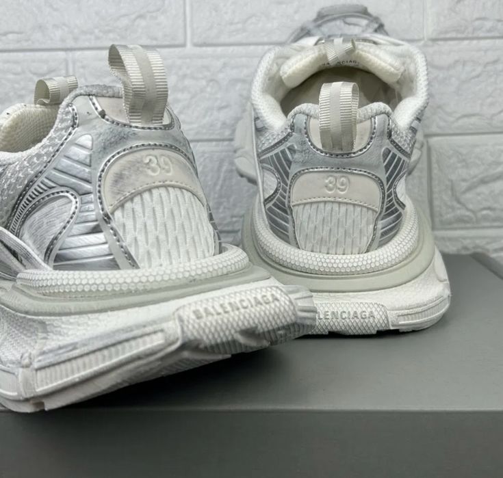 adidasi balenciaga 3XL livrare 24 ore/marimi 36-45/FullBox/Premium