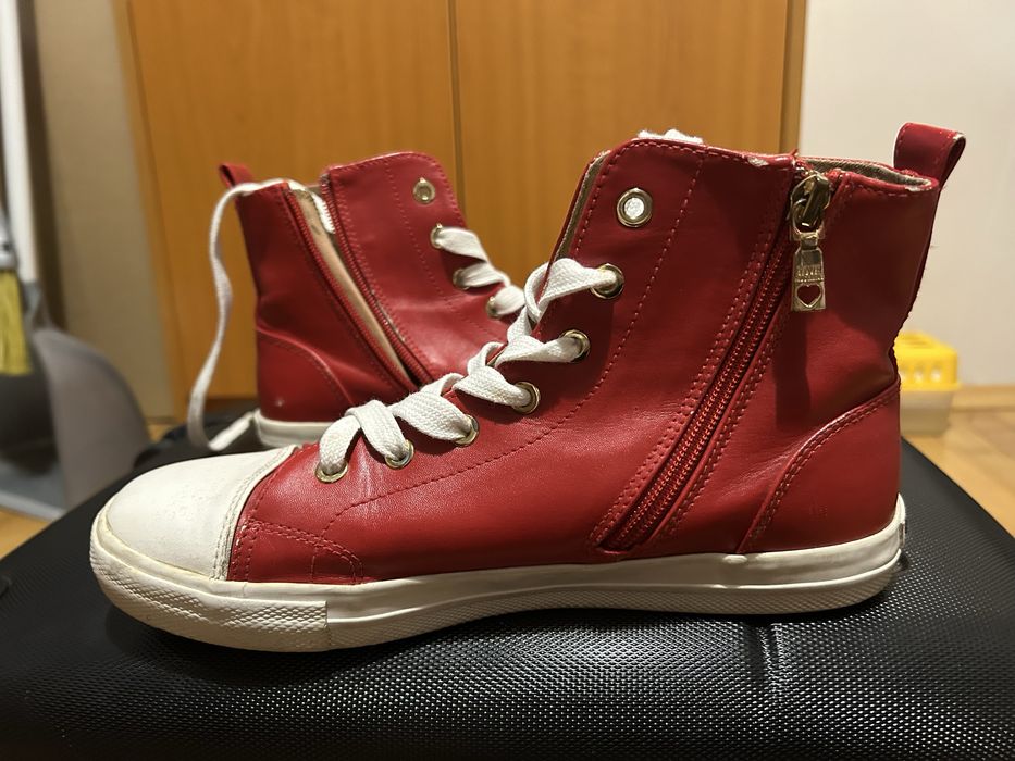 Дамски кецове Moschino