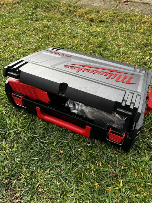 Milwaukee батерия и аксесоари