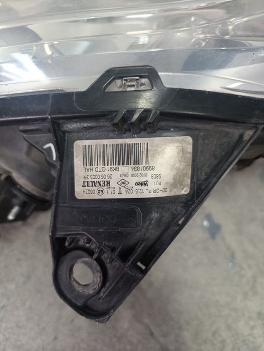 Фарове за Renault Laguna 3