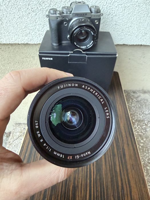 Fujifilm X-T3 in stare functionala buna LCD crapat
