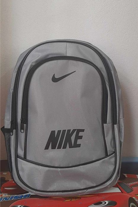 Ученическа раница