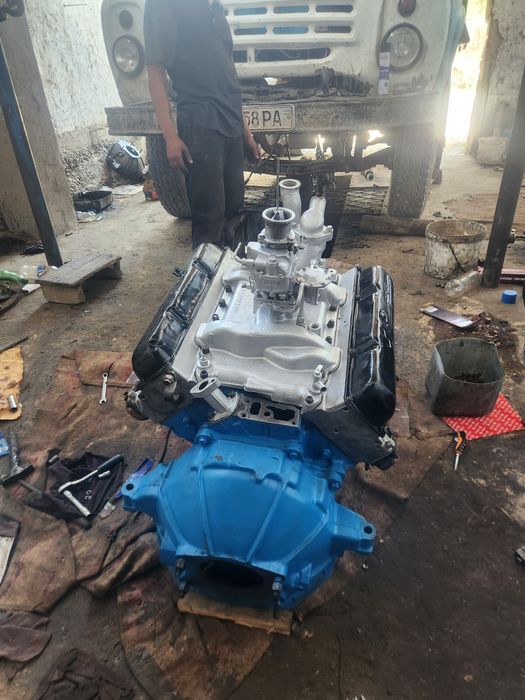 Zil 130 samosval