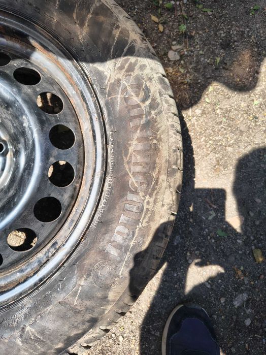 Резервна гума с крик