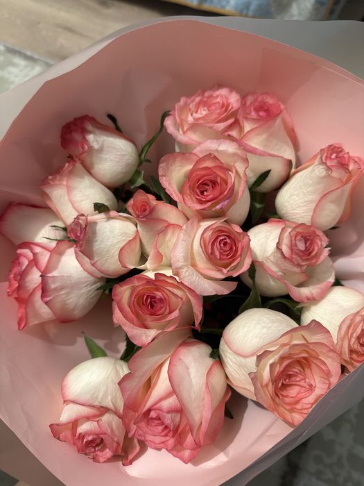 букет цветов свежие продам