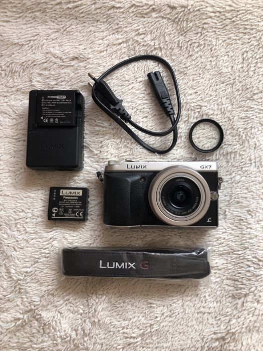 Lumix GX7 + обектив
