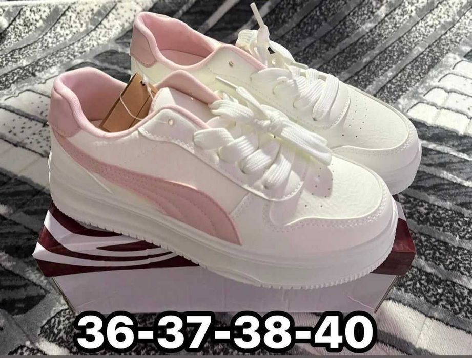 adidasi albi cu rozz