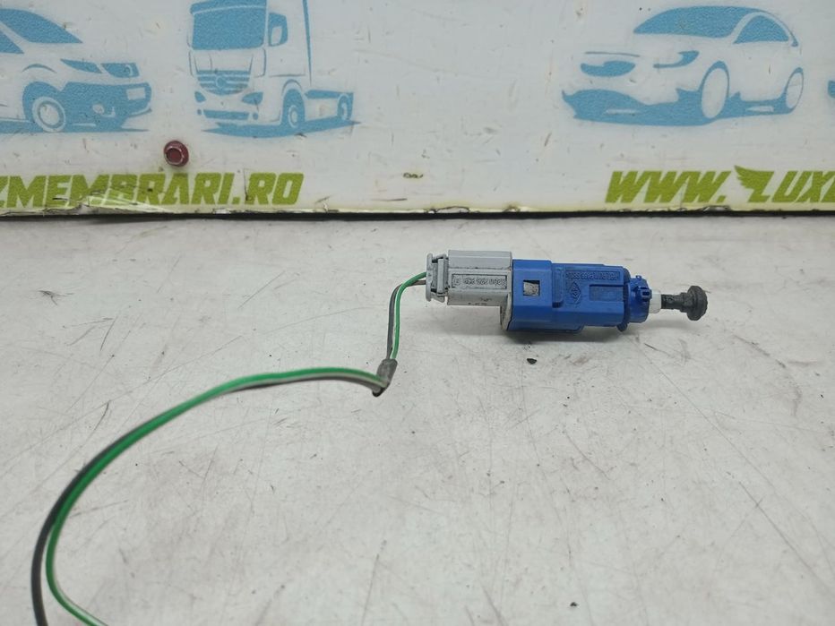 Switch frana 8200276359d Dacia Duster 1 (2010 - 2013) 1.5 dci K9K896 K9K896