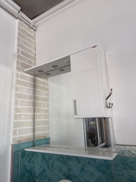 Зеркало навесное