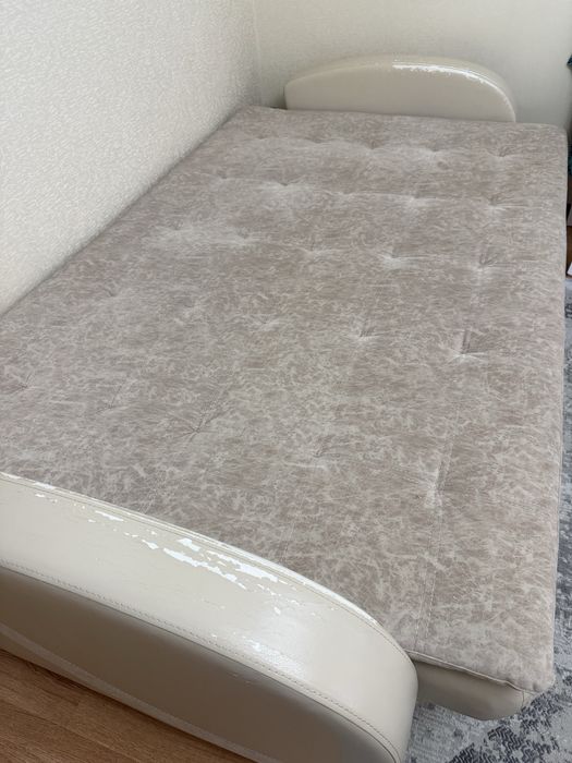 Диван для гостиной