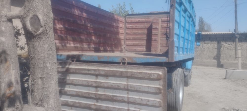 Zil 130 samasval.1991 yil.sotiladi.