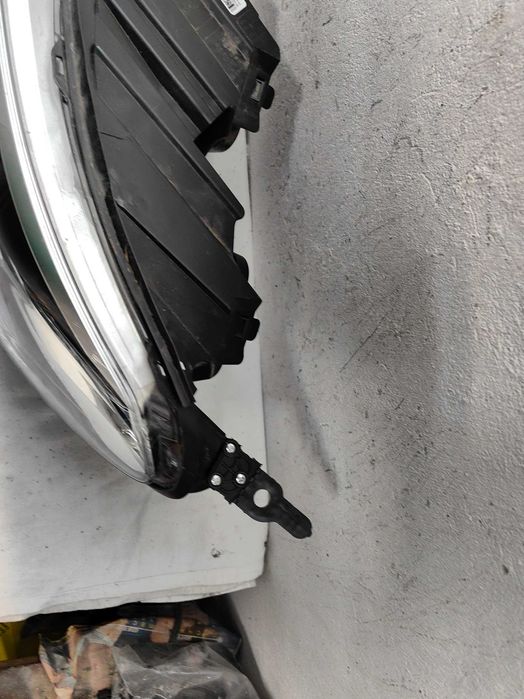 Оригинален фар Пежо Експерт  Peugeot Expert Xenon