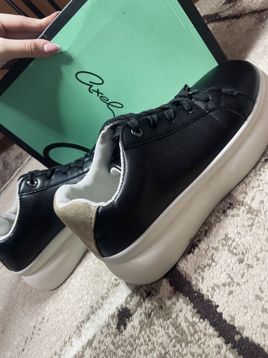 Дамски маратонки Axel