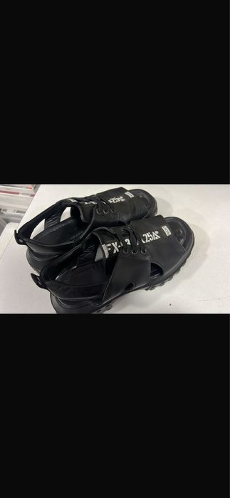 Продаю кроссовки , туфли