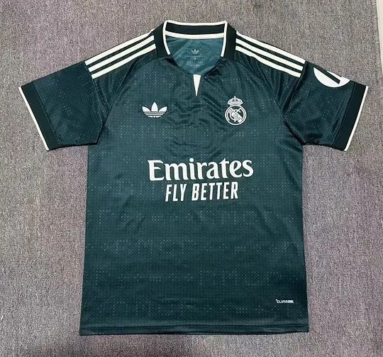Tricouri de fotbal