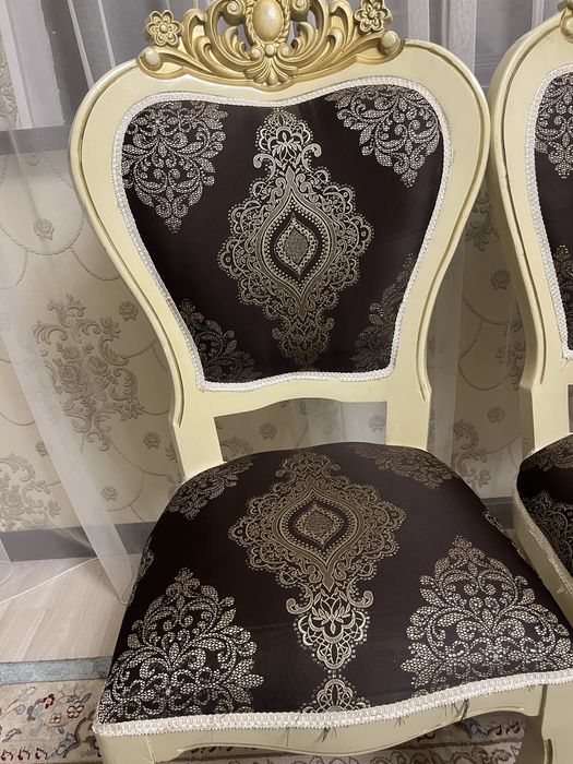 Стул со стульями