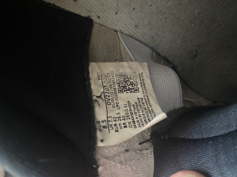 Jordan 11 CMFT marimea 42