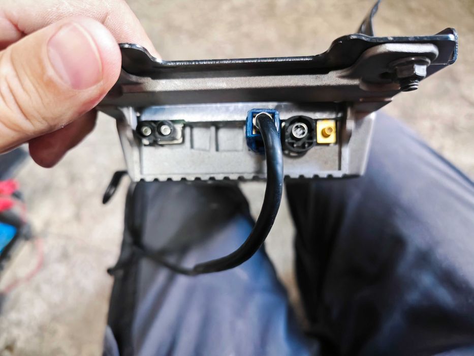 Камера за заден ход + кабел и модул, свалена от BMW F10, 2011 оригинал