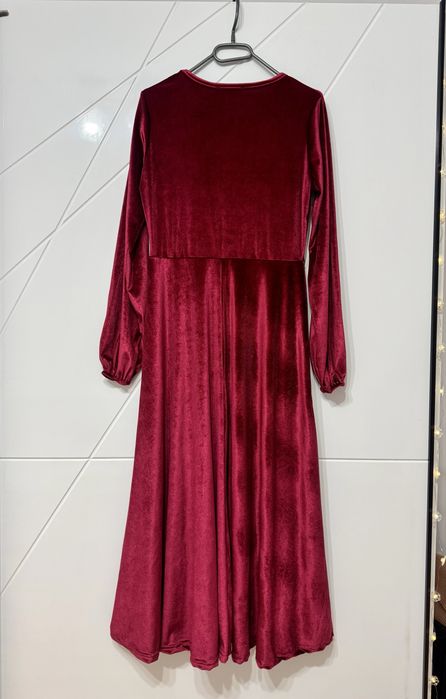 Rochie midi catifea NOUA
