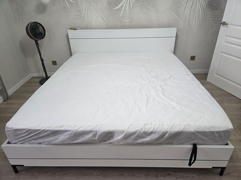 Кровать размер 2*2